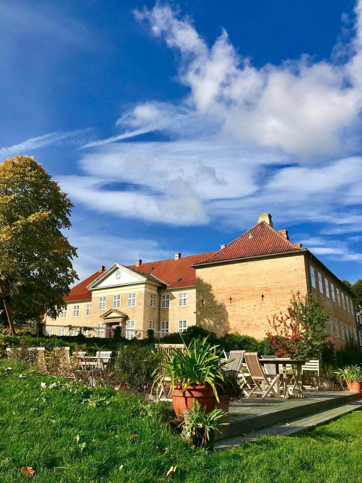Skjoldenaesholm Slot Hotel Jystrup ภายนอก รูปภาพ